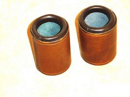 Round Classic  Dice Cups Brown